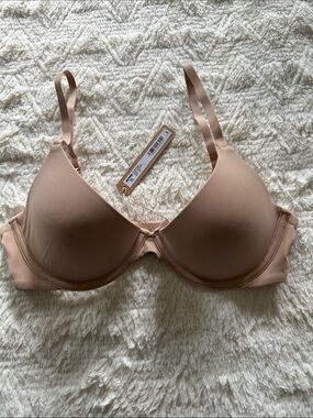SKIMS Fits Everybody Scoop Plunge Bra in Clay NWT